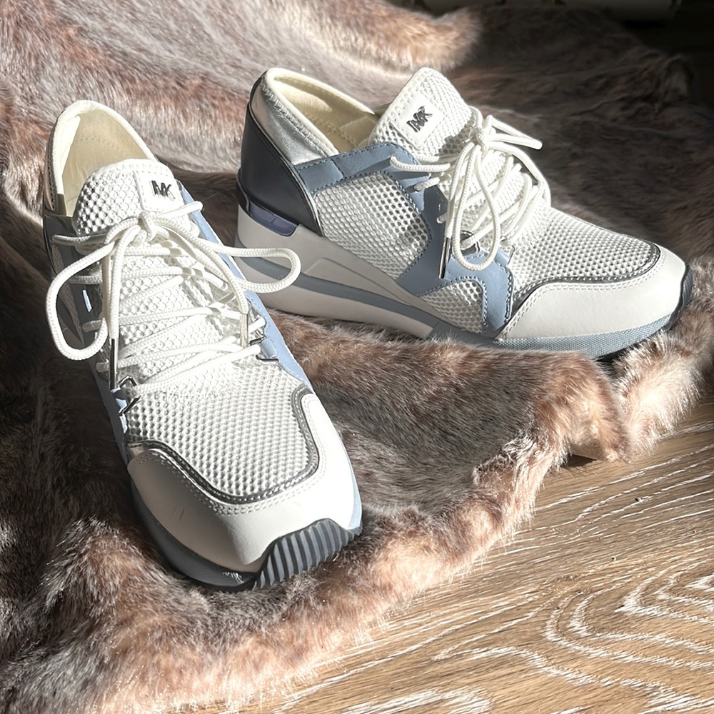 Michael Kors Platform Sneaker Size 6